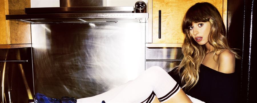 FOXES  HEADLINE UK TOUR ANNOUNCED - OCTOBER 2015