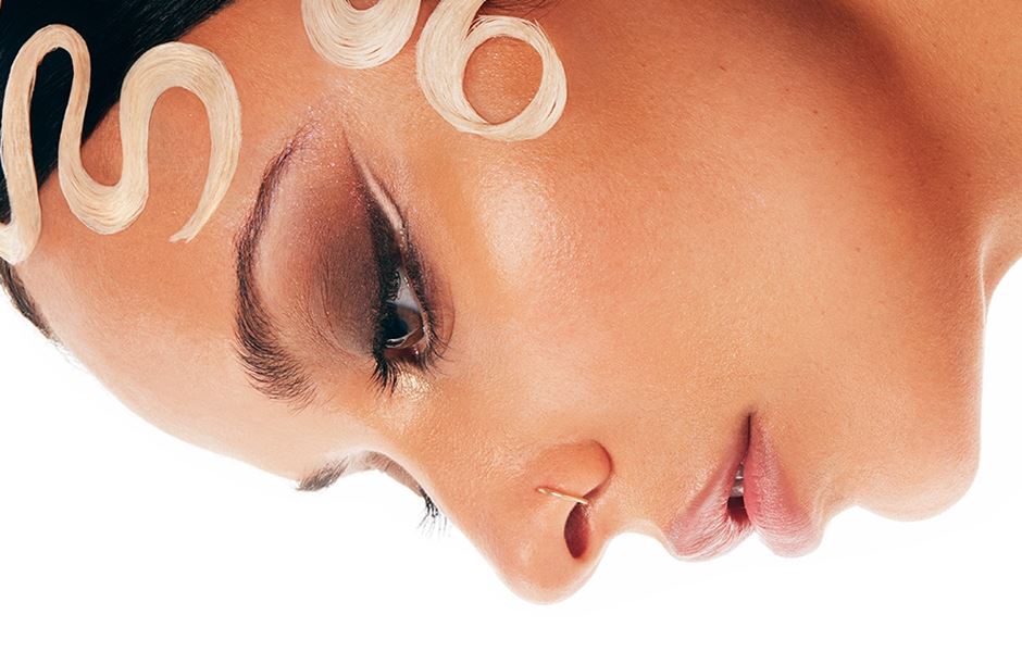 JADE Announces Debut Solo Album 'THAT'S SHOWBIZ BABY!' + Tour