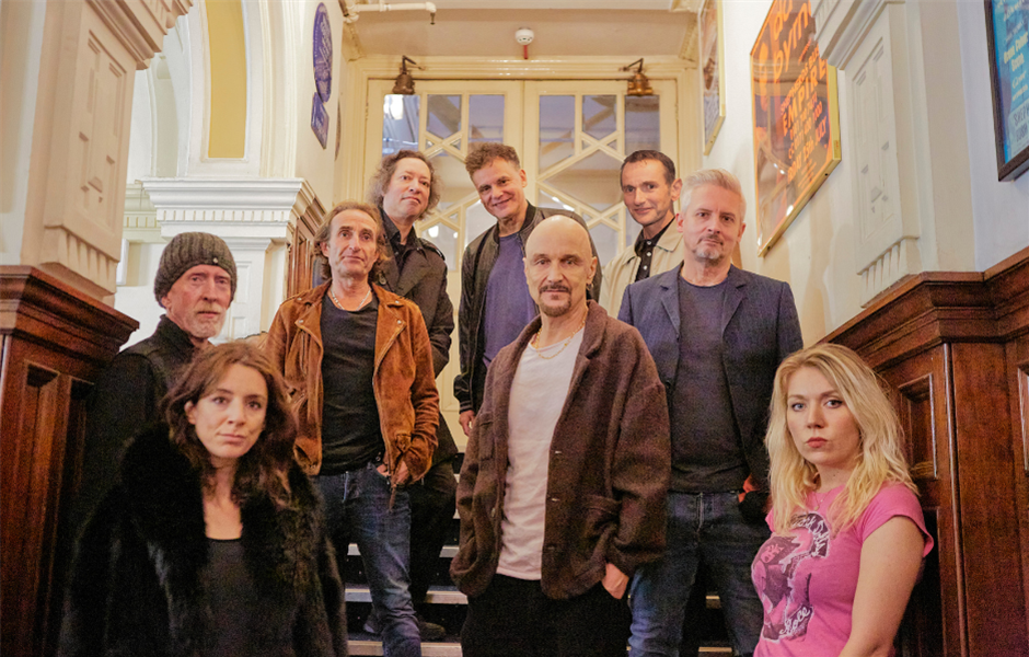 JAMES ANNOUNCE EXCLUSIVE WARM UP SHOW AT MIDDLESBOROUGH TOWN HALL!