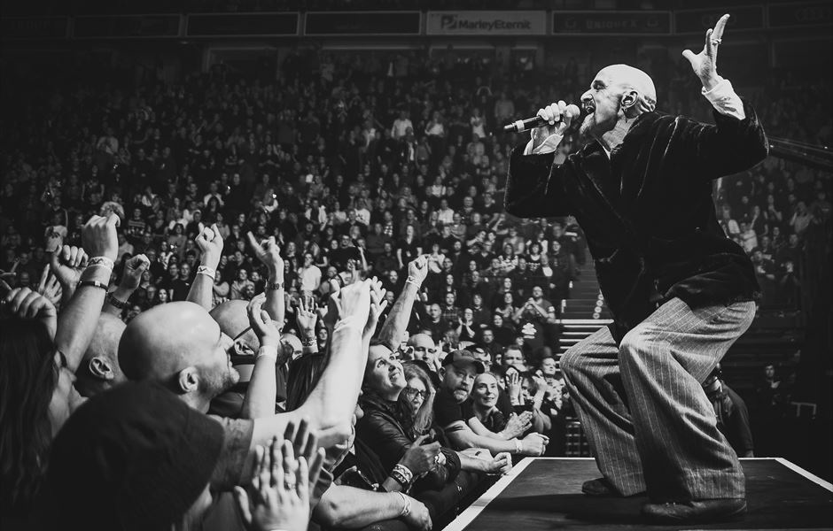 JAMES ANNOUNCE INTIMATE WARM UP SHOW AHEAD OF UK ARENA TOUR 