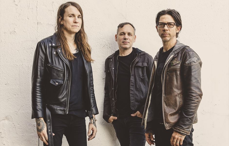 LAURA JANE GRACE AND THE DEVOURING MOTHERS ANNOUNCE AND UK & EUROPEAN CO-HEADLINE TOUR 