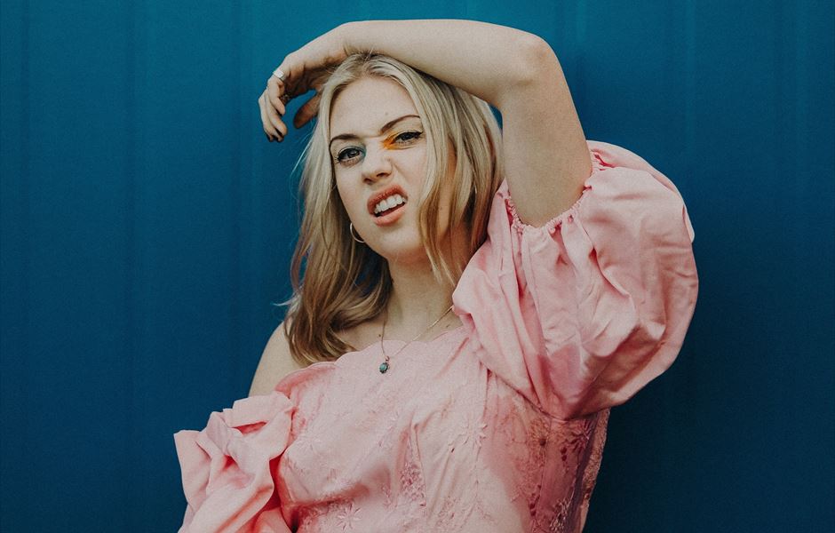 LAURAN HIBBERD ANNOUNCES TOUR