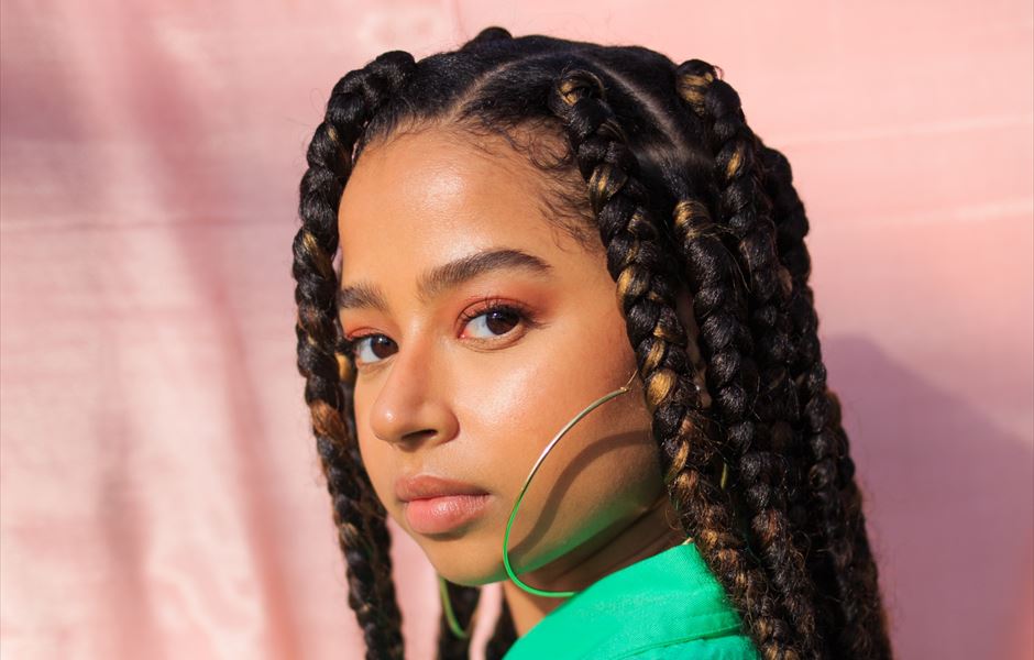 OLIVIA NELSON SHARES 'CHERRY CHAPSTICK'