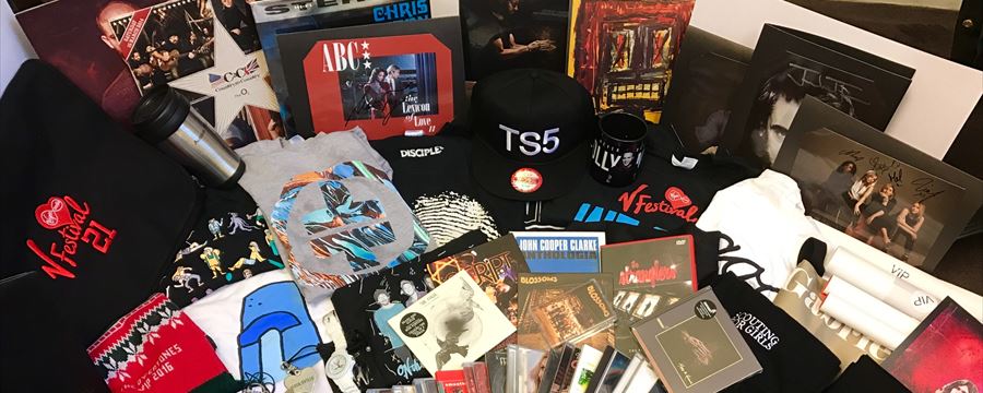 OUR HUGE CHRISTMAS GIVEAWAY HAS RETURNED