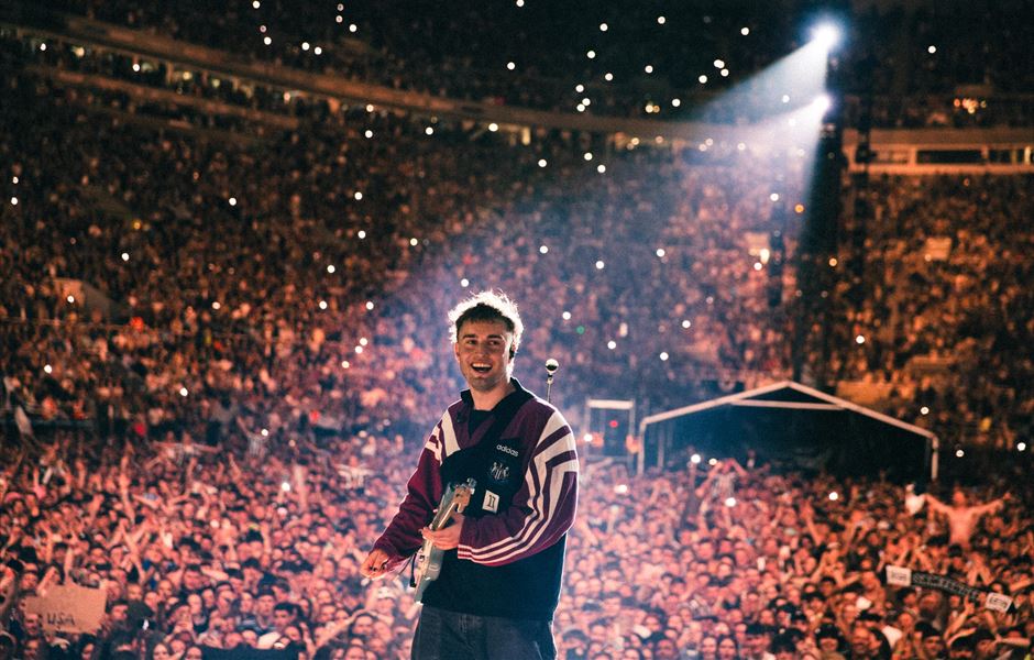 SAM FENDER ANNOUNCES HUGE SUMMER 2025 UK STADIUM DATES