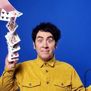 Pete Firman: Tricks & Giggles