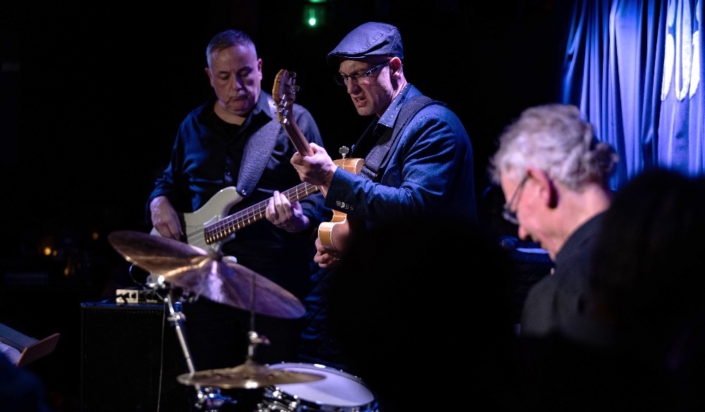 PETE ROTH TRIO FEAT. BILL BRUFORD