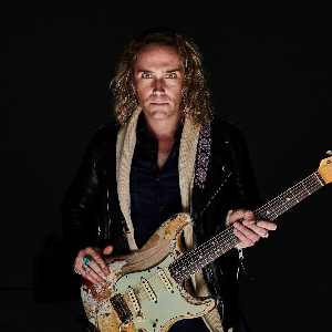Philip Sayce + Special Guest Troy Redfern Philip Sayce + Special Guest Troy Redfern