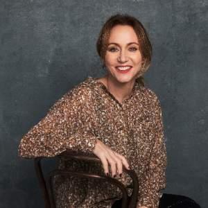 Allie Esiri's A Poem For Every Night Of The Year