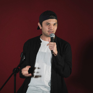 Stand up comedy in Wimbledon park