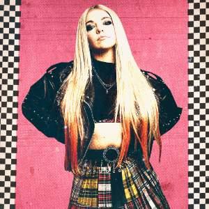 Courtnay Reddy as Avril Lavigne Courtnay Reddy as Avril Lavigne