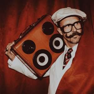 Mr B the Gentleman Rhymer