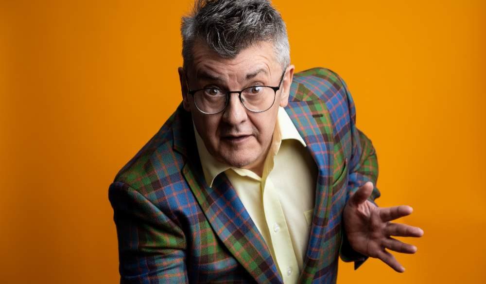 RIPPING YARMS COMEDY CLUB - JOE PASQUALE