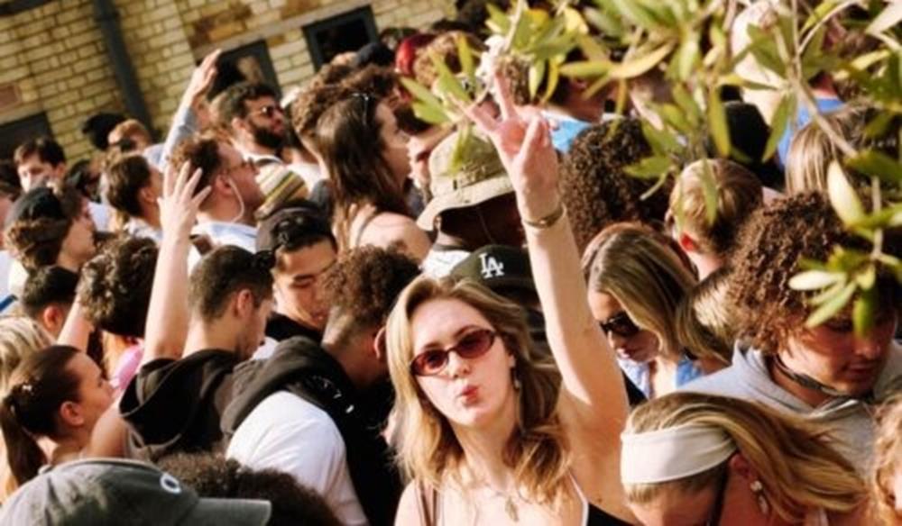 Dave 'Love' Lee (Extended Day Set)