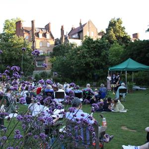 Live on the Lawn: Twilight Classical Live on the Lawn: Twilight Classical
