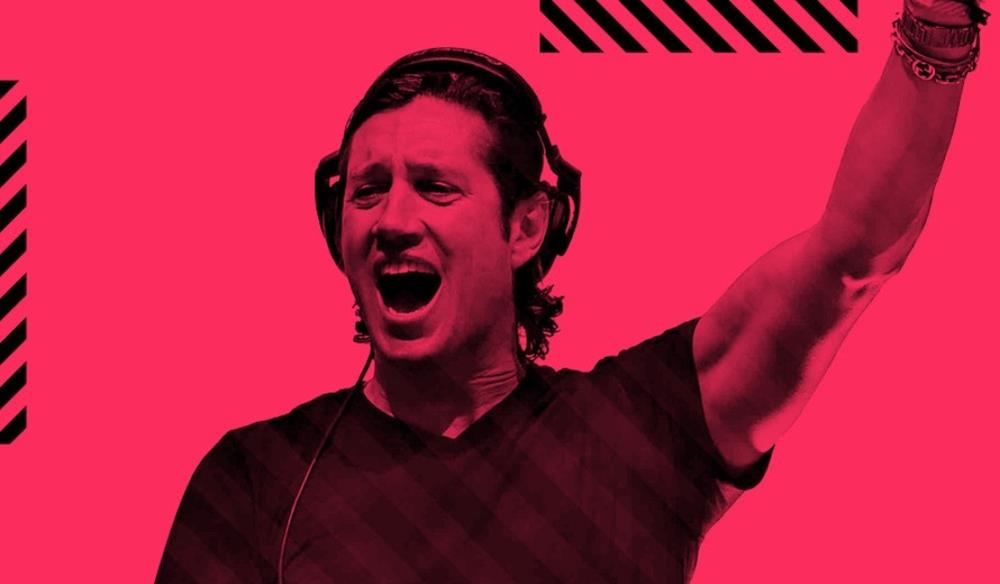 BBC Radio 2 DANCE Sounds of the 90s with Vernon Kay