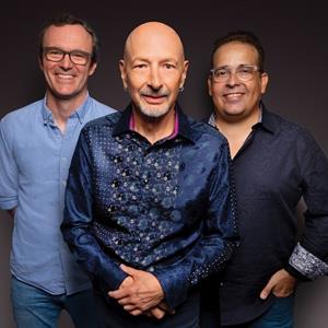 Steve Smith & Vital Information