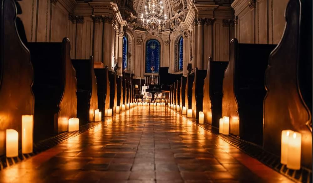 BEETHOVEN PIANO CONCERTOS BY CANDLELIGHT CMP