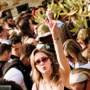 Dave 'Love' Lee (Extended Day Set)