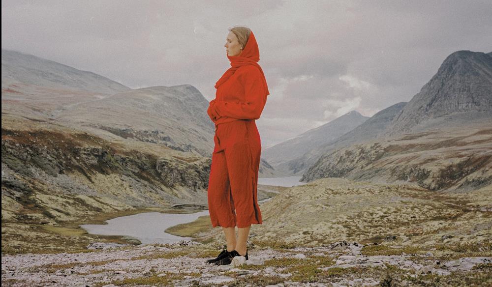 Juni Habel + Special Guests