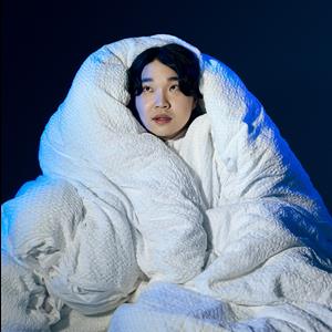 Li Jin Hao: Falling From A Moon
