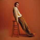 Alex Warren - Finding Family on the Road