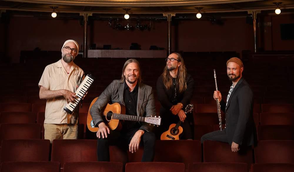 Von Hertzen Brothers Acoustic (Enough)