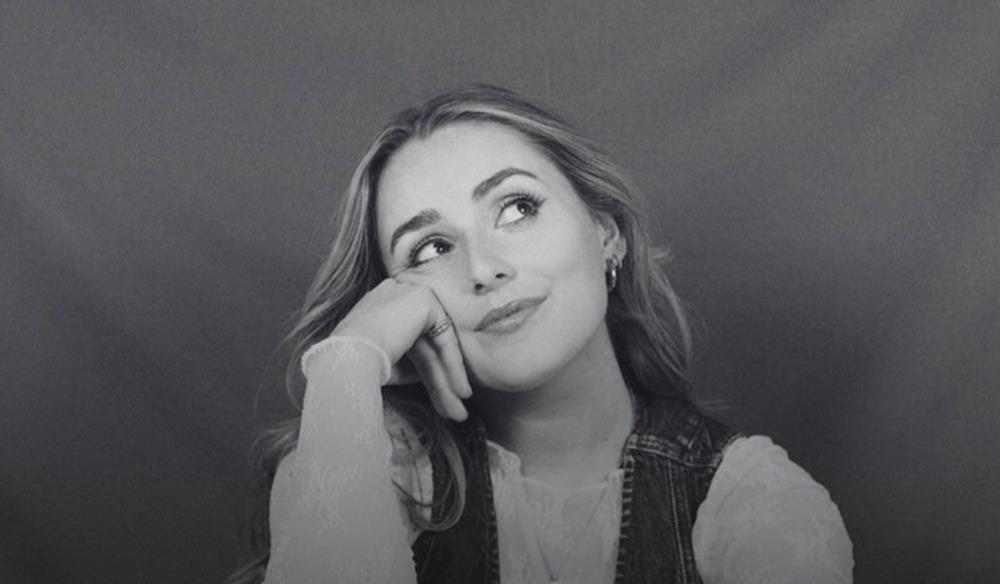 Áine Deane