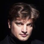 The Grand Tour: Russian Piano Music by Candlelight