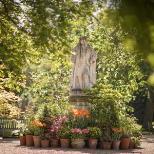 Earthly Trinkets: Herbal Amulet Making