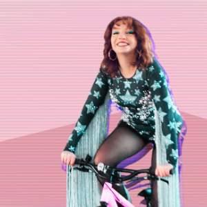 Elaine Robertson: Delulu (16+)glee