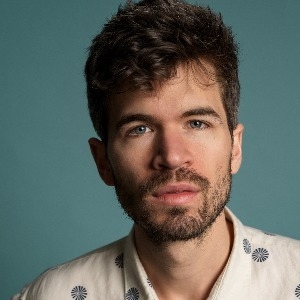 Dulwich Christmas Comedy Experience With Ivo Graham