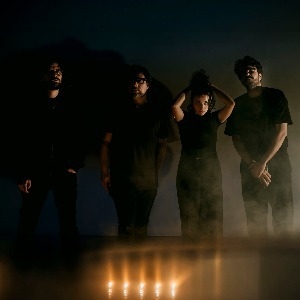 Esquerda + Lost Lake