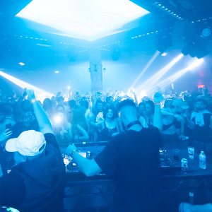 EGG HOUSE:TECHNO . WAREHOUSE! LAST FREE TICKETS