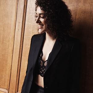 Naomi Banks Tickets and Dates