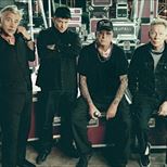 Frank Carter And The Sex Pistols: Anarchy In The UK