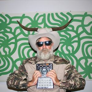 Shit & Shine Residency - Saturday + Louse