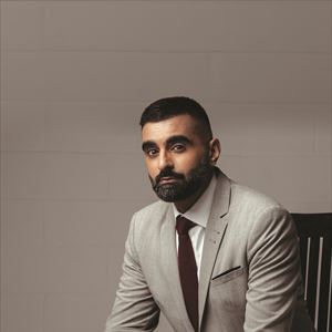 Tez Ilyas: Populist Tez Ilyas: Populist
