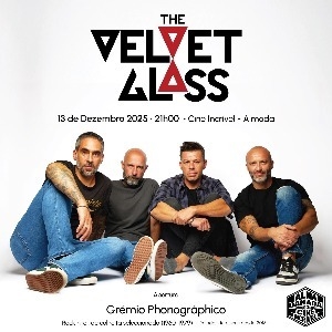 THE VELVET GLASS +