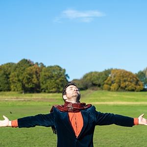 TOM ROSENTHAL: SINGER/SONGWRITER TOM ROSENTHAL: SINGER/SONGWRITER