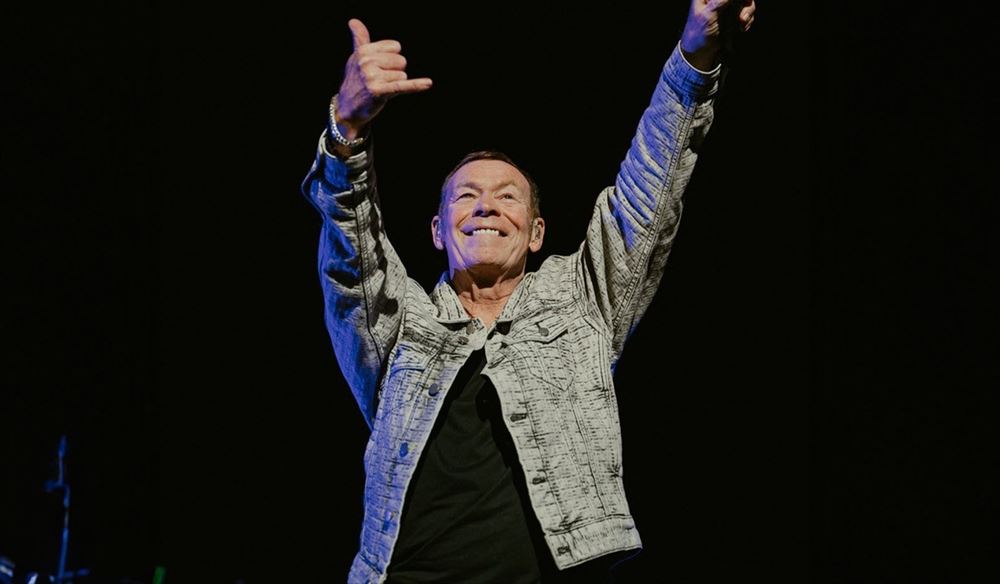 UB40 Ft. Ali Campbell