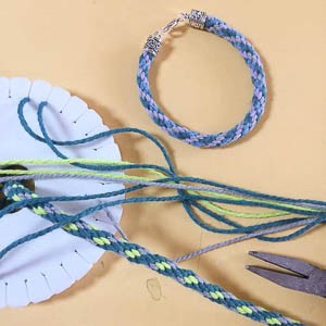 049-Kumihimo Braided Bracelets