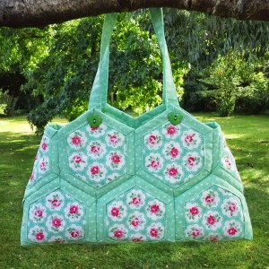 003-Quilt-as-You-Go Hexagon Bag