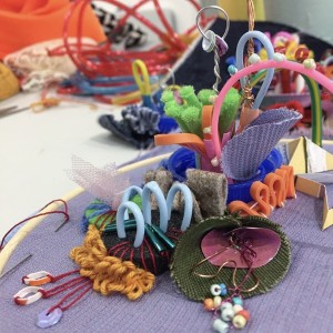 207-Exploring 3D Hand Embellishments